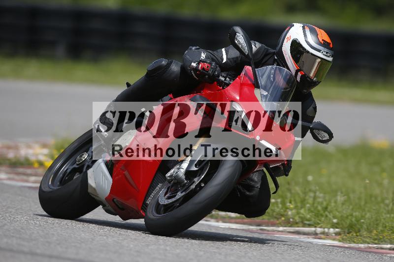 /Archiv-2024/29 12.06.2024 MOTO.CH Track Day ADR/Gruppe gelb/unklar